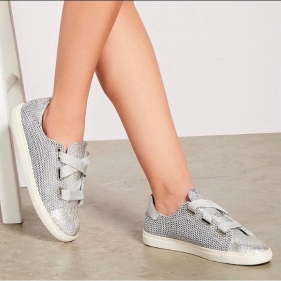 Gianni Bini Shoes - GIANNI BINI Harlita Silver Leather Glitter Lace up Sneakers woman’s size 8